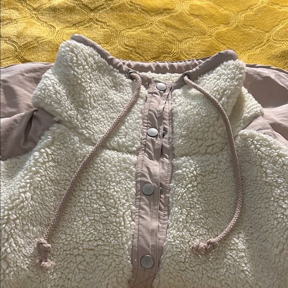 Beige Sherpa Jacket by Anthropologie, size Small daily practice - Picture 1 of 8